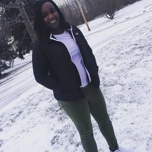 Meet your Posher, Ciara